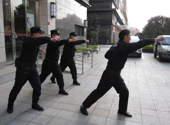 襄陽戎安保安公司給您介紹下保安人員的上崗證辦理流程！